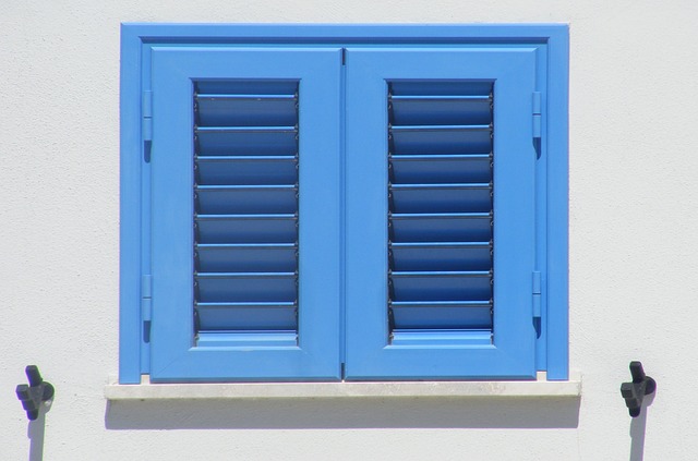modré okno.jpg